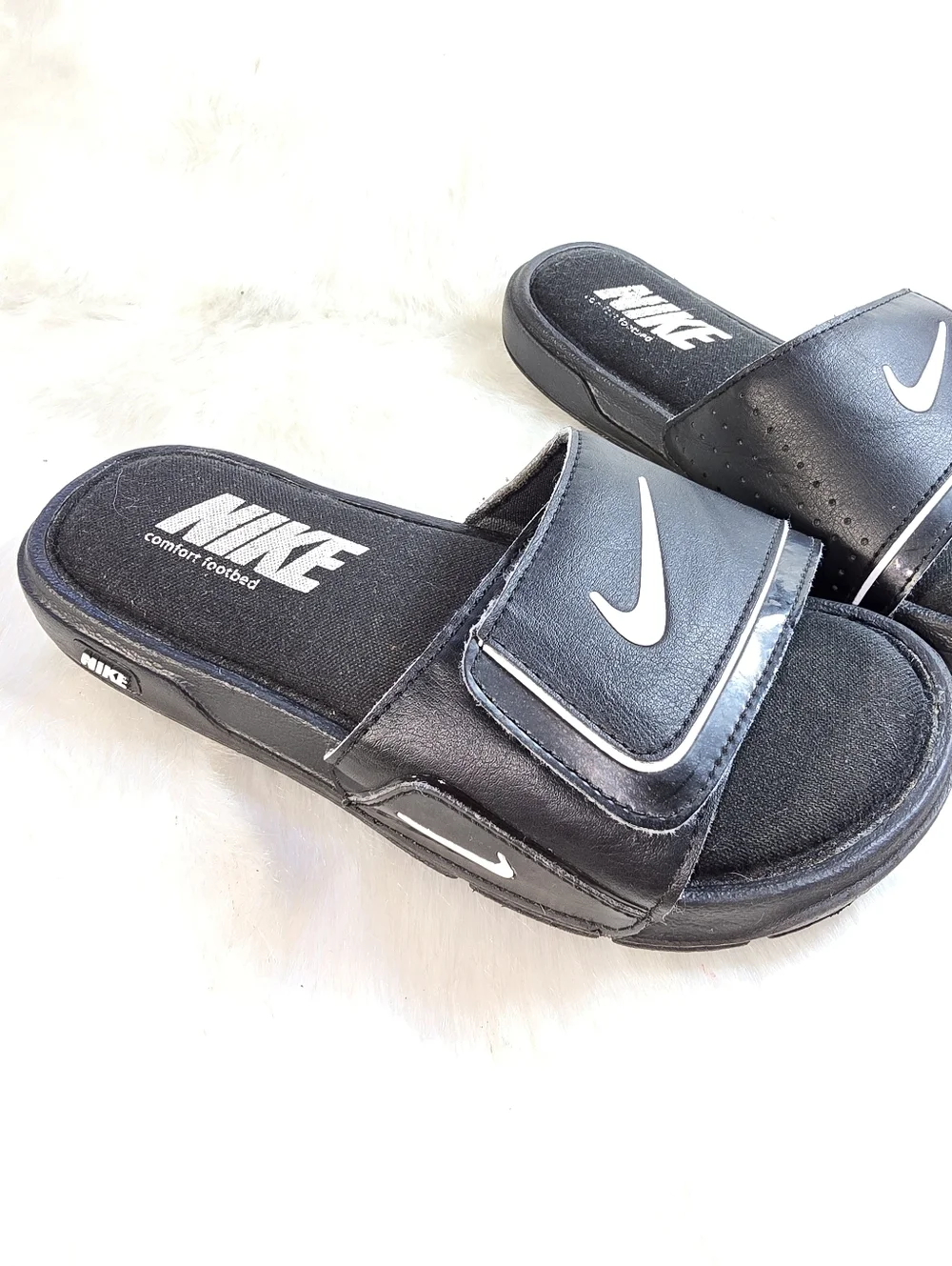 Nike Comfort Slide 2 Kids Black Slide Sandals with White Swoosh Accent